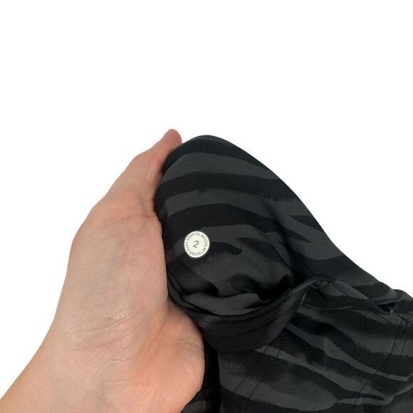 Lululemon Fast Free HR Biker Short 8" Tiger Camo Deep Coal Womens Size 2 - Picture 5 of 5